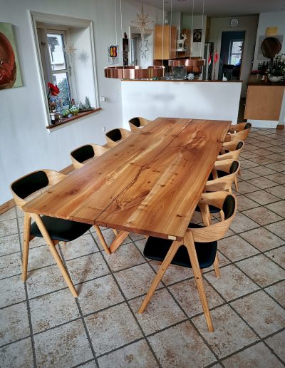 Plank table in elm wood 2021 kaerbygaard 2021 with expressions and 2 additional plates incl. mette dining table chairs 10 scaled