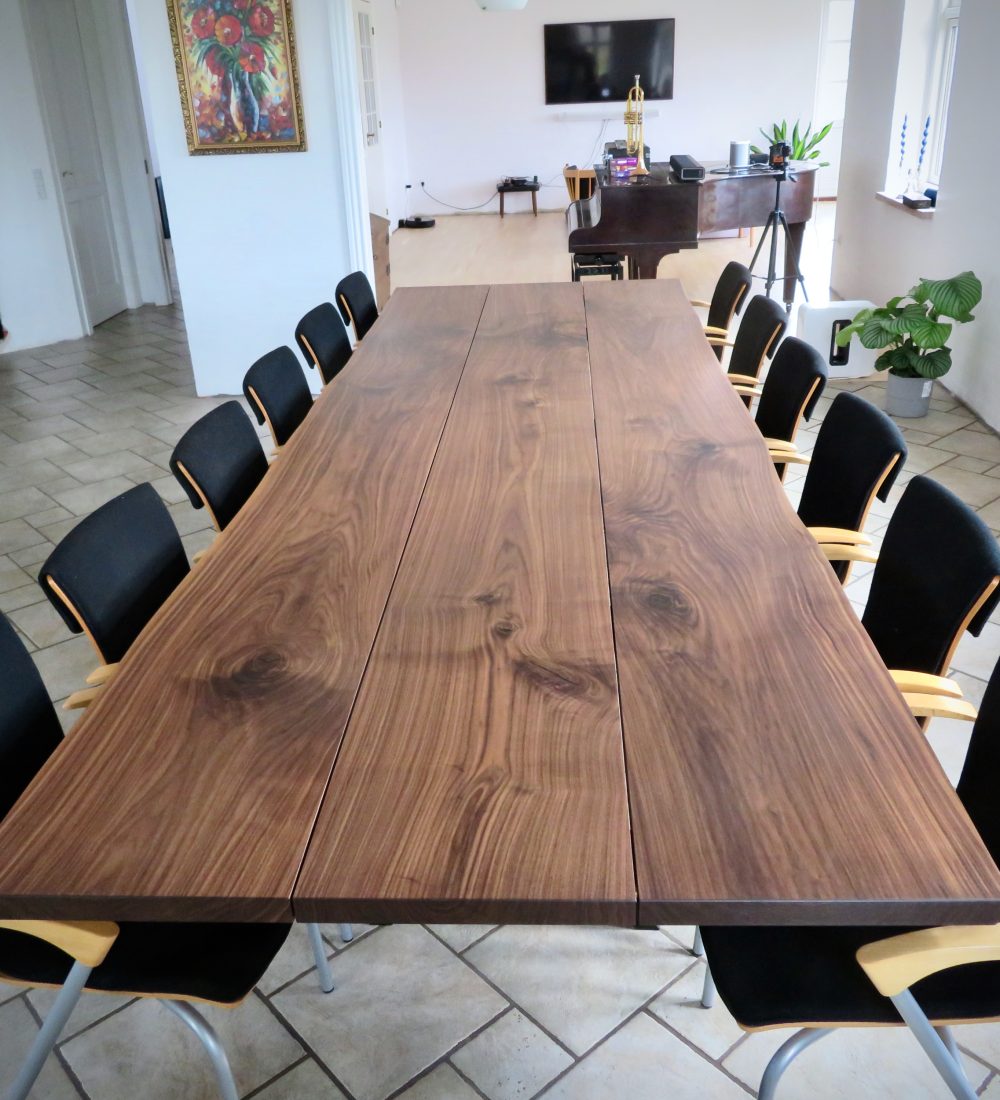 walnut long table plank table kaerbygaard kaerbygård 2022 2